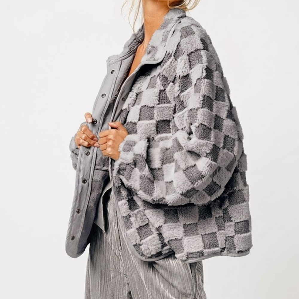 Women’s Cozy Checkered Fleece Sherpa Jacket